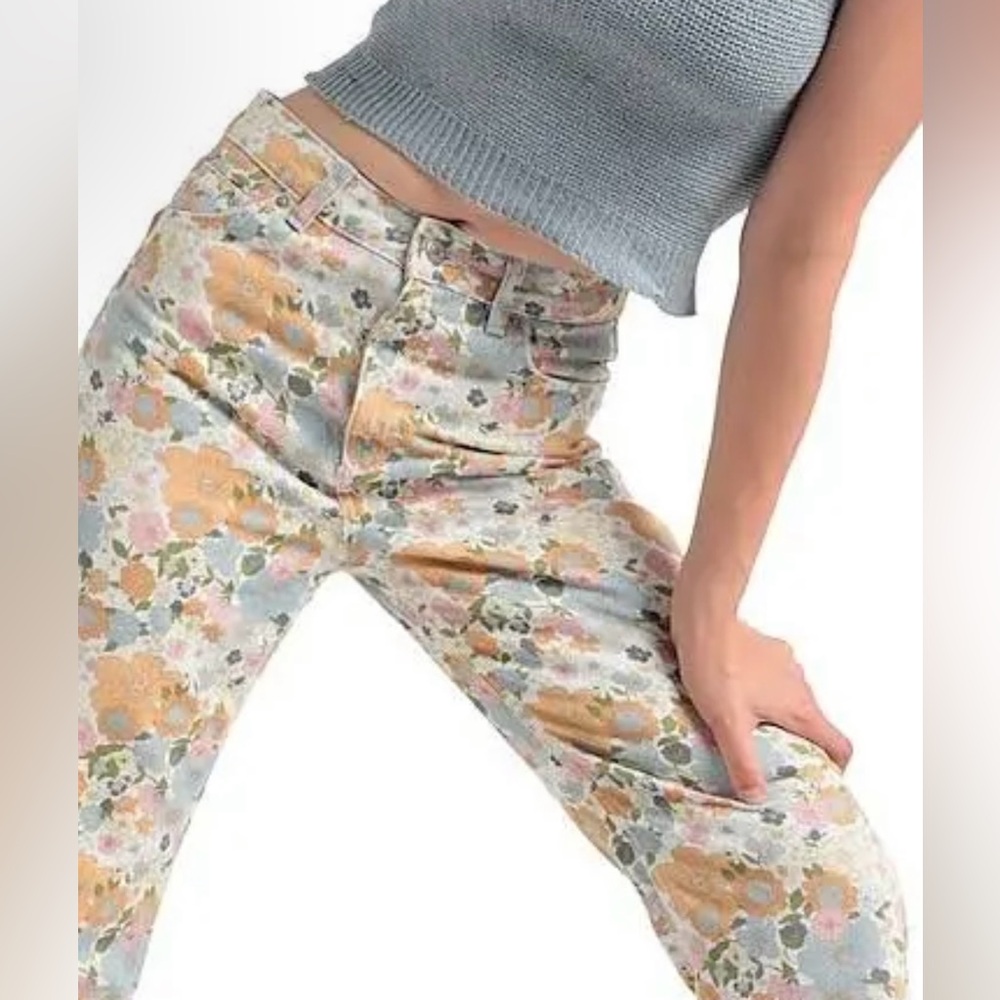 NWT Topshop Retro Floral Pattern Organic